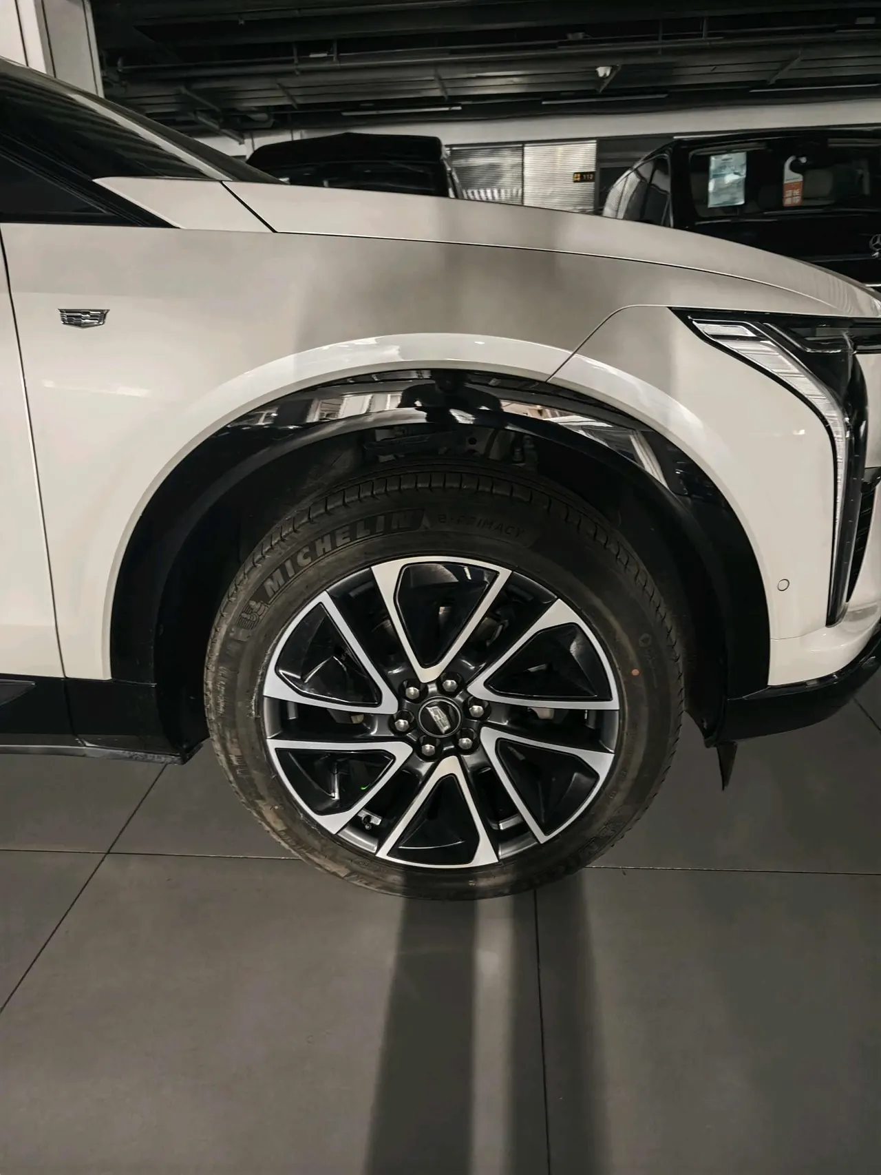 Cadillac 2024 IQ (Ao Ge) 4-wheel Drive Long Endurance Edition Automatic Gear 3