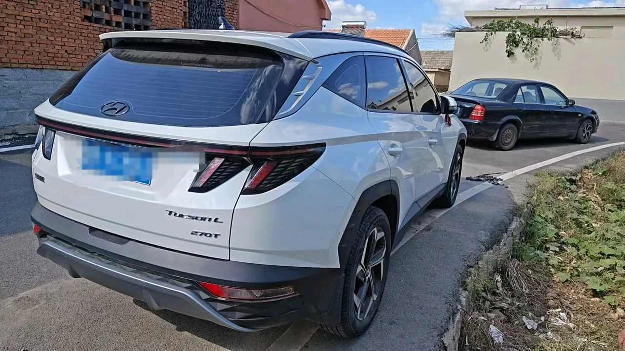 Hyundai 2023 Tousheng L 1.5T DLX Deluxe Edition Automatic Gear 5