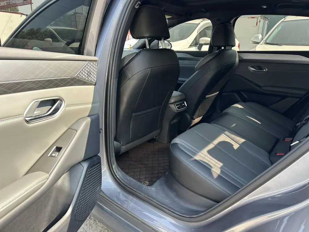 BYD 2025 Qin L EV 545KM Excellent Automatic Gear 3