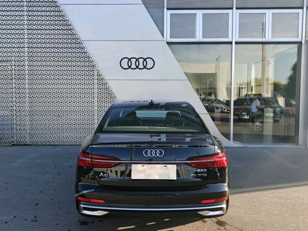 Audi 2025 A6L 2.0TFSI 45TFSI Selected Dynamic (Modified) Automatic Gear 9