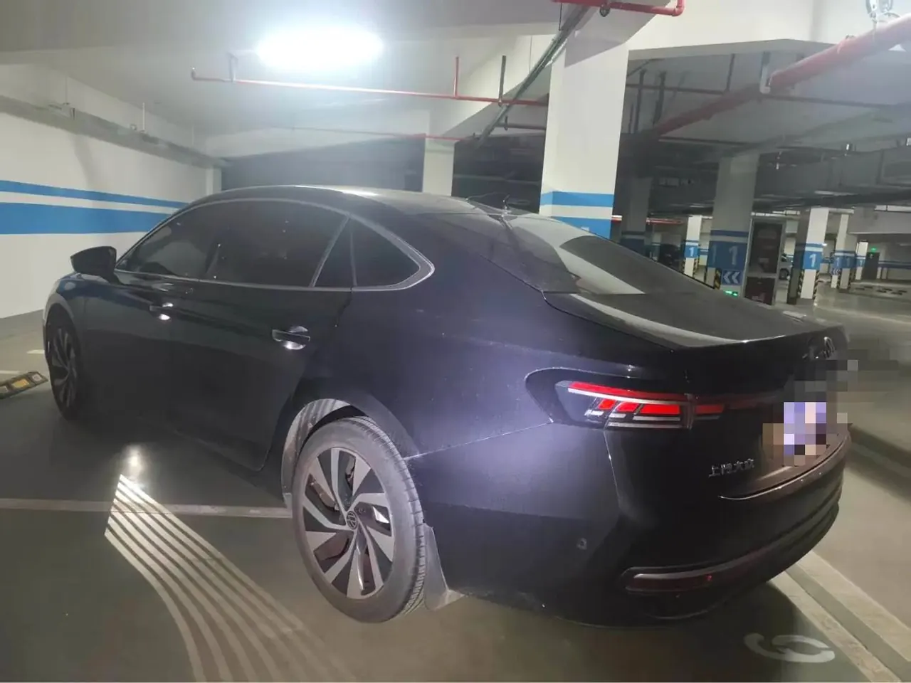 Volkswagen 2025 Passat Pro 2.0TSI 380TSI Longyun Edition Automatic Gear 6