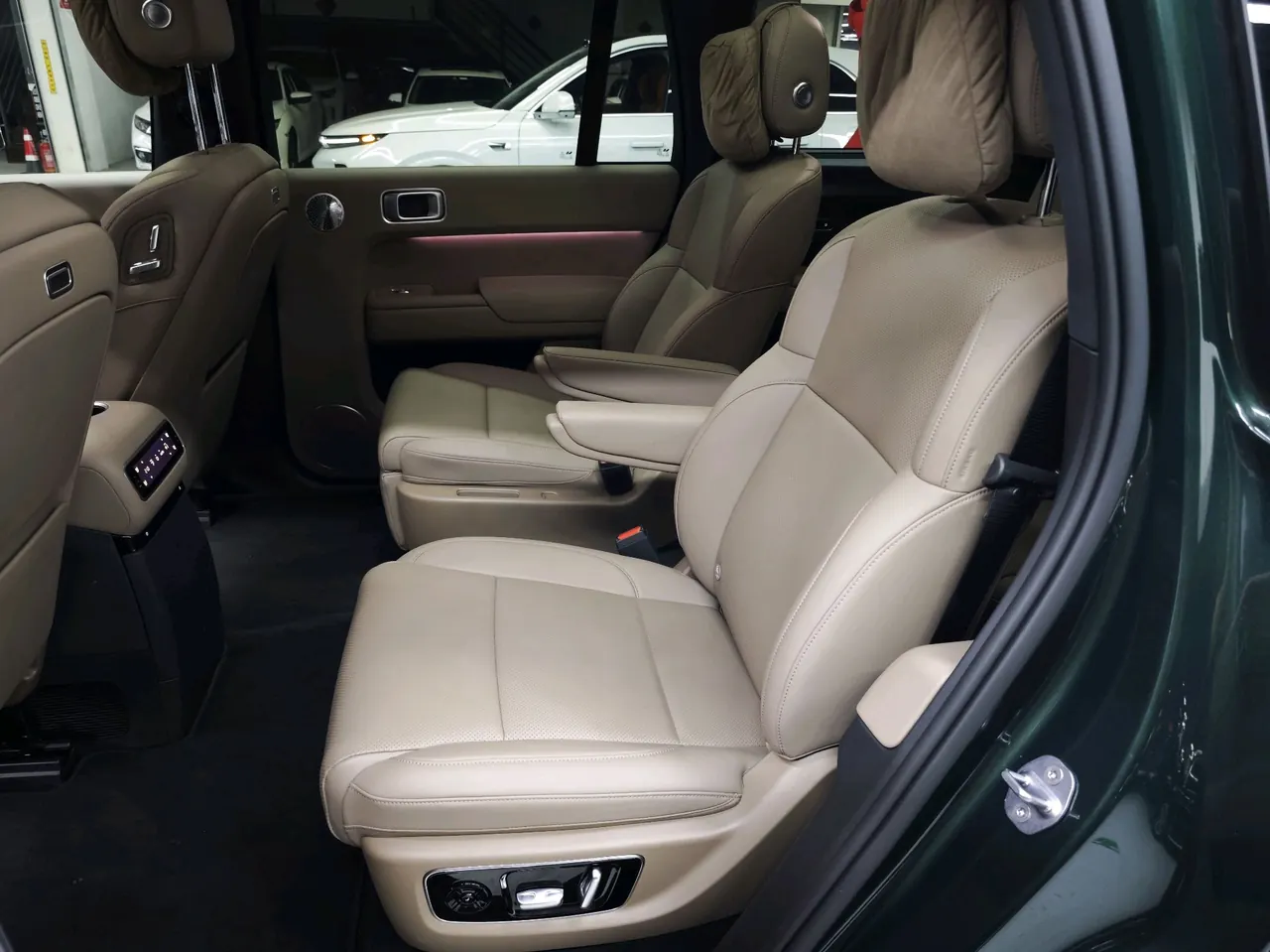 Li 2025 L9 Ultra Smart Refresh Edition Automatic Transmission 10