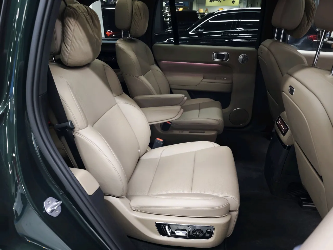 Li 2025 L9 Ultra Smart Refresh Edition Automatic Transmission 14