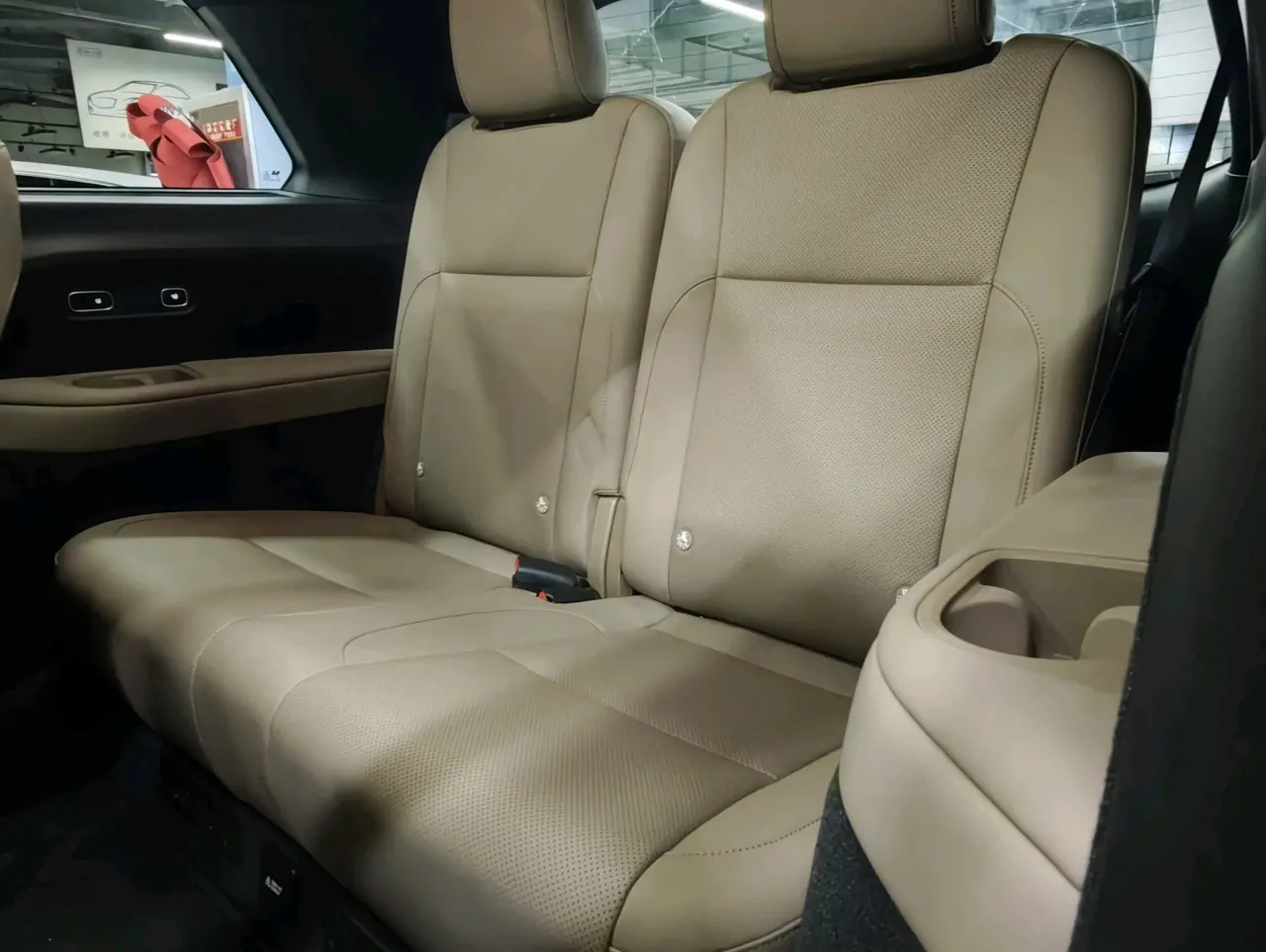 Li 2025 L9 Ultra Smart Refresh Edition Automatic Transmission 16