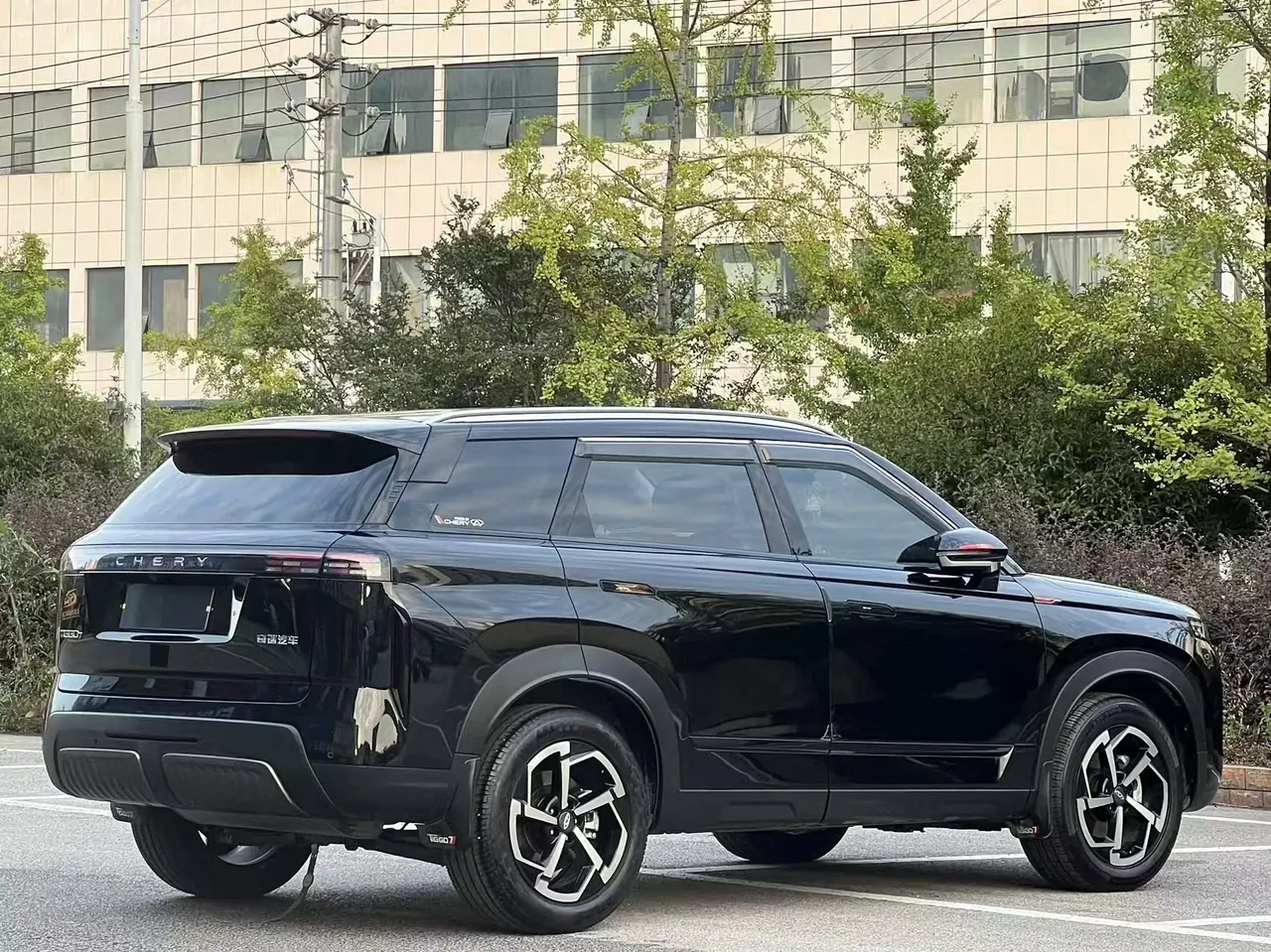 Chery 2025 Ruihu 7 1.6T High Energy Edition Two-Drive Edition Automatic Gear 4