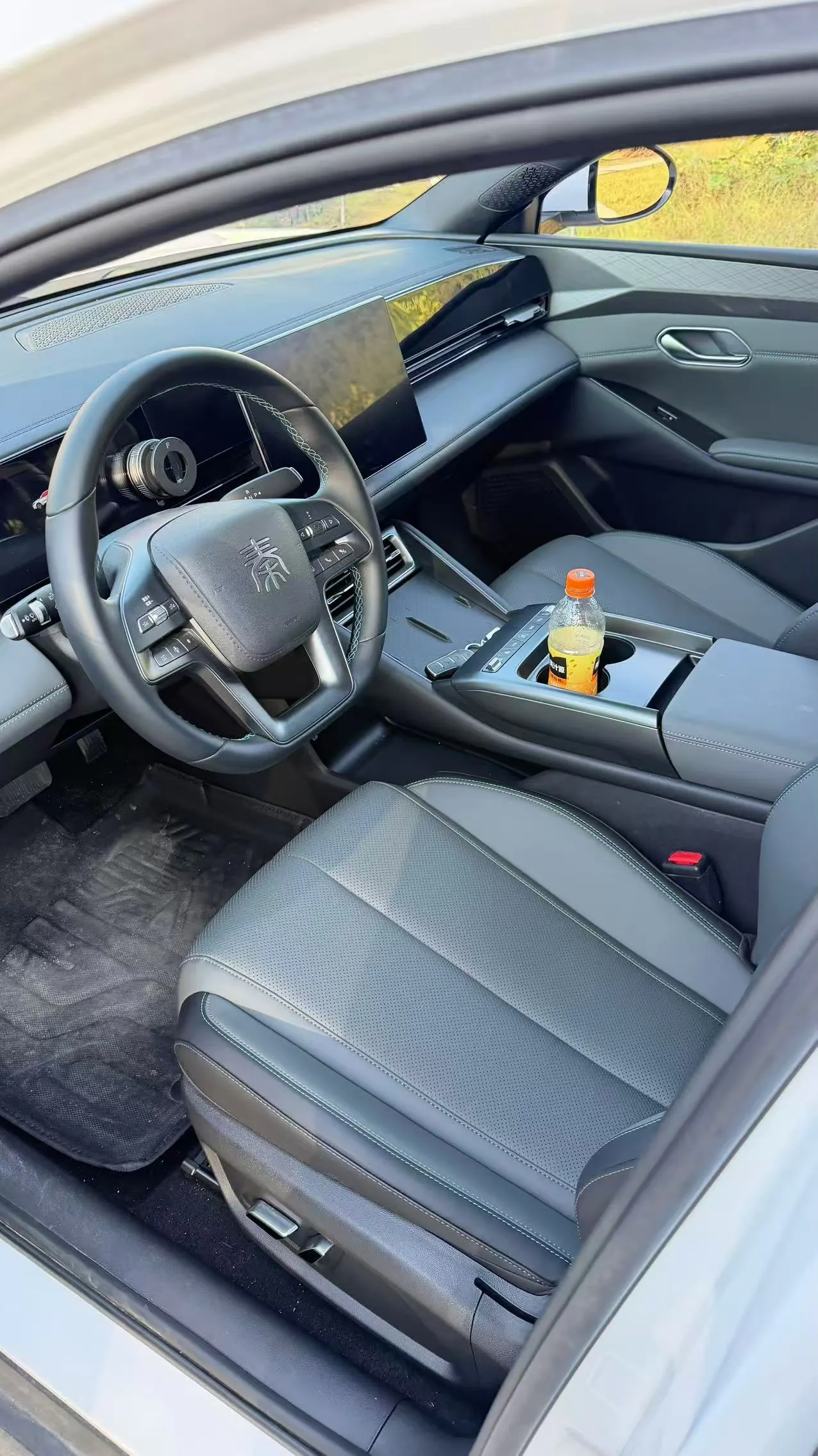 BYD 2025 Qin L EV 545KM Exceed automatic gear 4