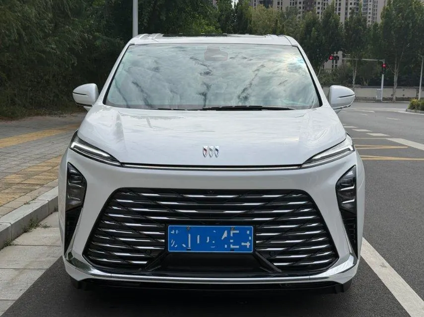 Buick 2025 GL8 ES Lu Zun 48V 2.0T Premium Edition Automatic Gear 2