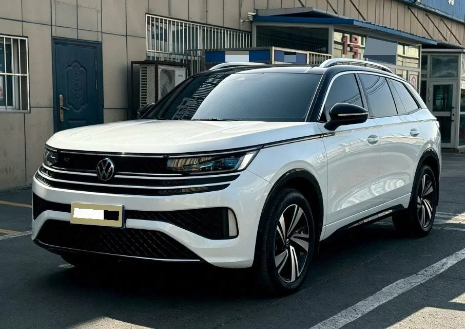 Volkswagen 2024 model tour R-Line 2.0TSI 380TSI four-wheel drive parade version automatic gear - View 1