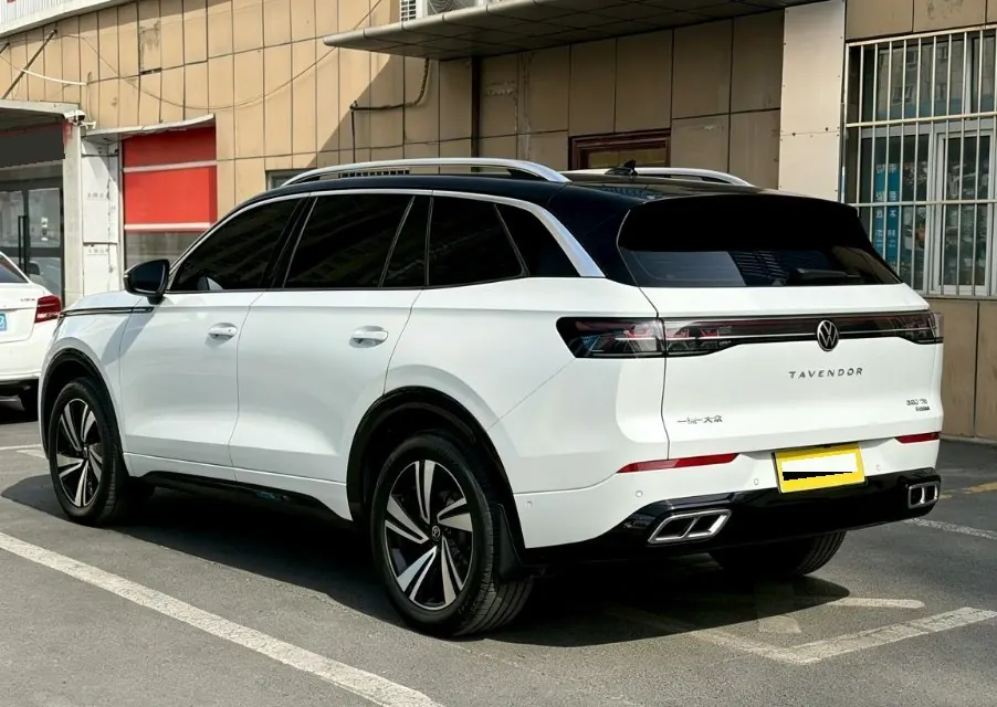 Volkswagen 2024 model tour R-Line 2.0TSI 380TSI four-wheel drive parade version automatic gear 9