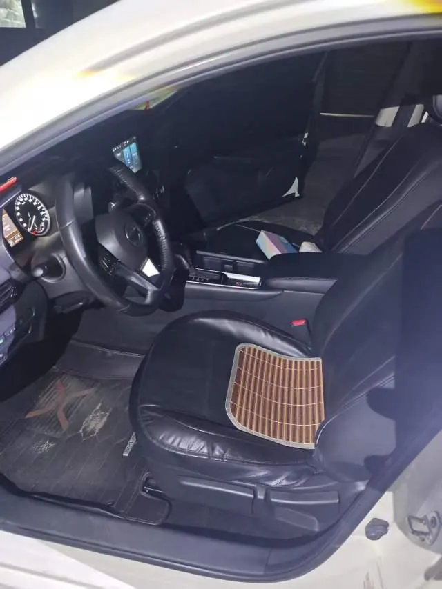 Nissan 2022 Sylphy 1.6 Stepless XL Pleasant Edition Automatic Gear 3