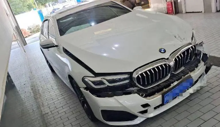 BMW 5 Series 2022 530Li 2.0T Exclusive M Sports Suit (Change 3) Automatic Gear 7