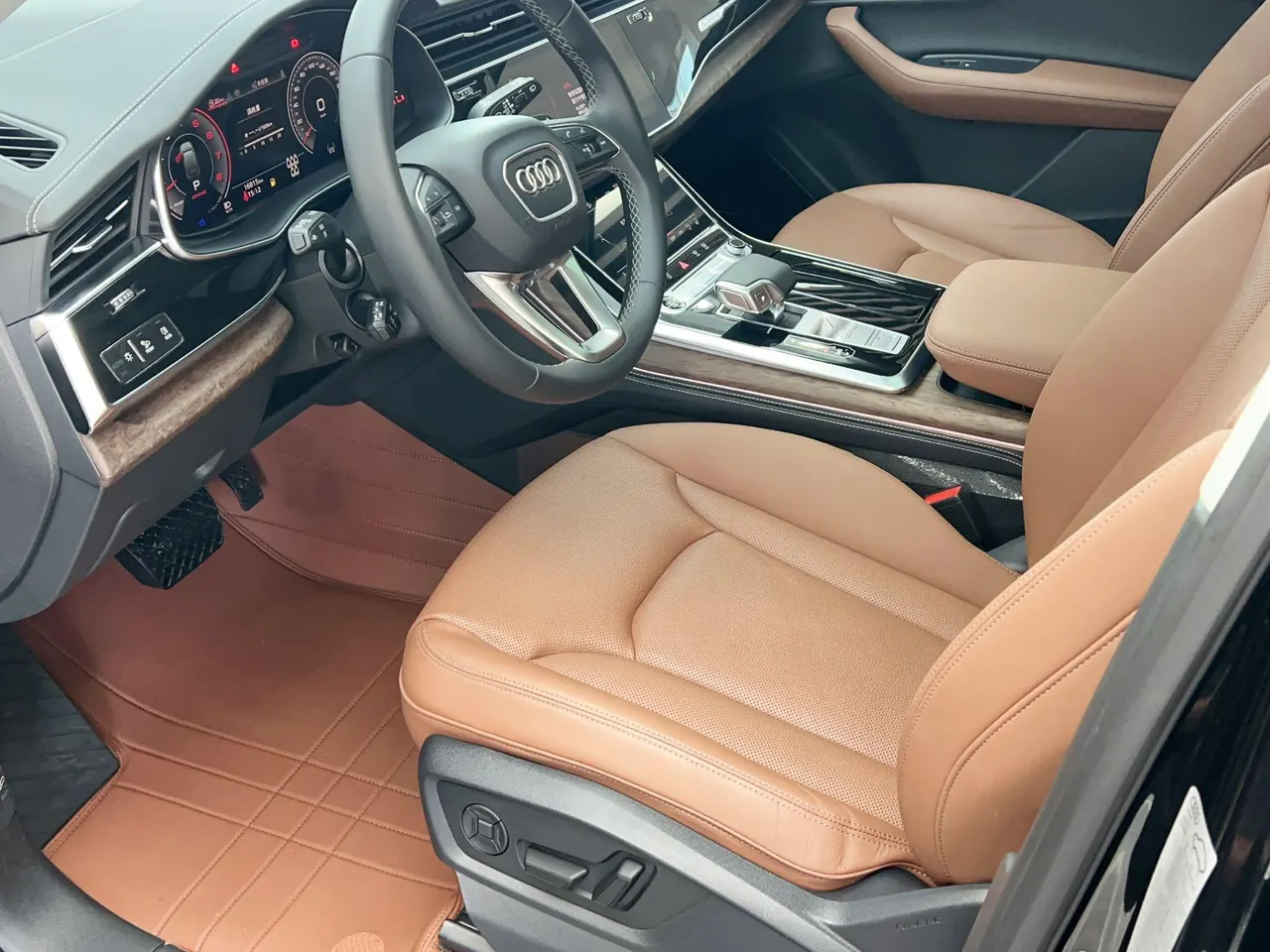 Audi Q7 (Imported) 2025 Model Q7 48V 3.0TFSI 55TFSI Quattro S line Sport Version Automatic Transmission 8