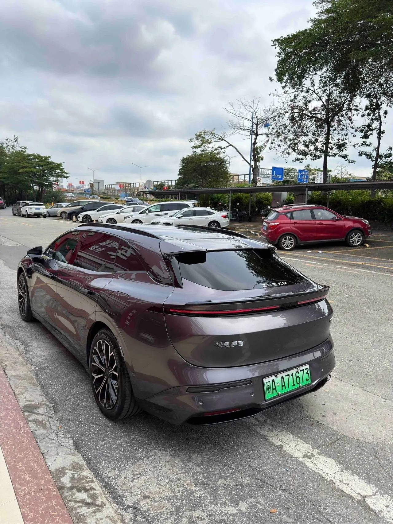 Zeekr 2025 Zeekr 007GT Long Endurance Rear Drive Smart Driving Edition 100kWh Automatic Transmission 2