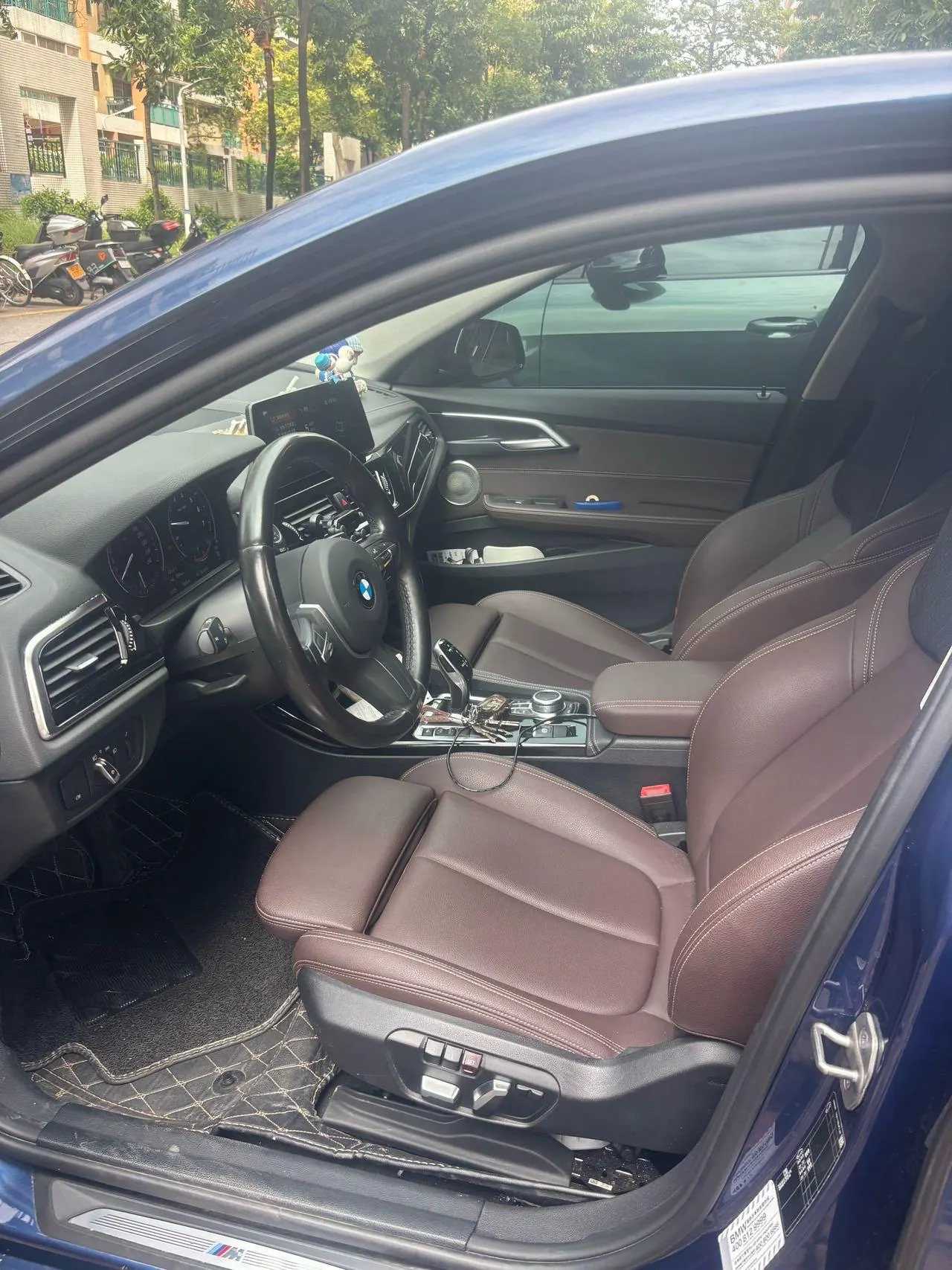 BMW 1 Series 2021 120i 1.5T M Sport Night Edition (facelift) Automatic 5