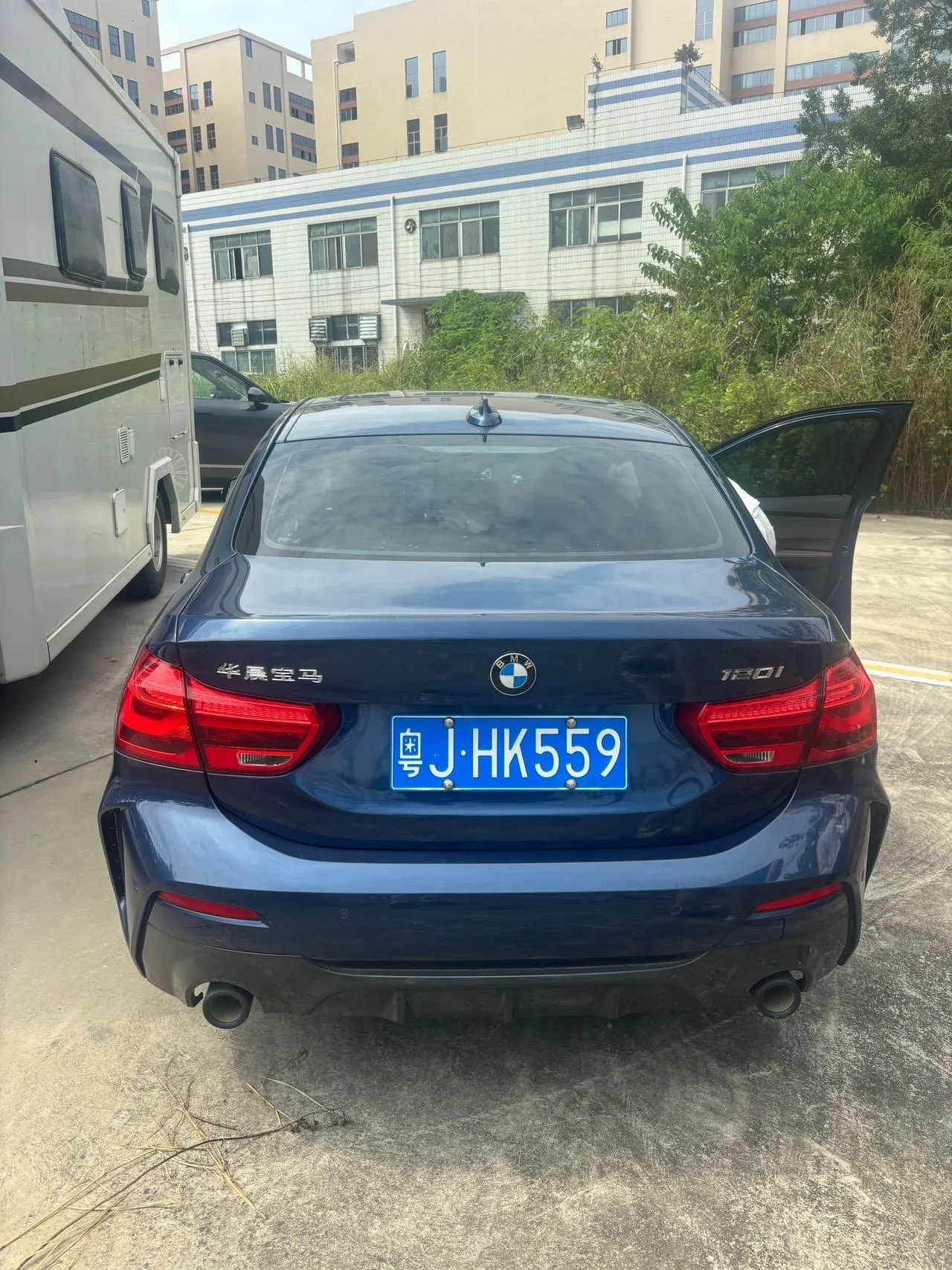 BMW 1 Series 2021 120i 1.5T M Sport Night Edition (facelift) Automatic 6