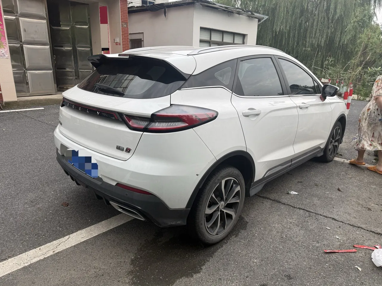 Geely 2022 Emgrand S 1.4T Stepless Crossover Player Edition Automatic Gear 2