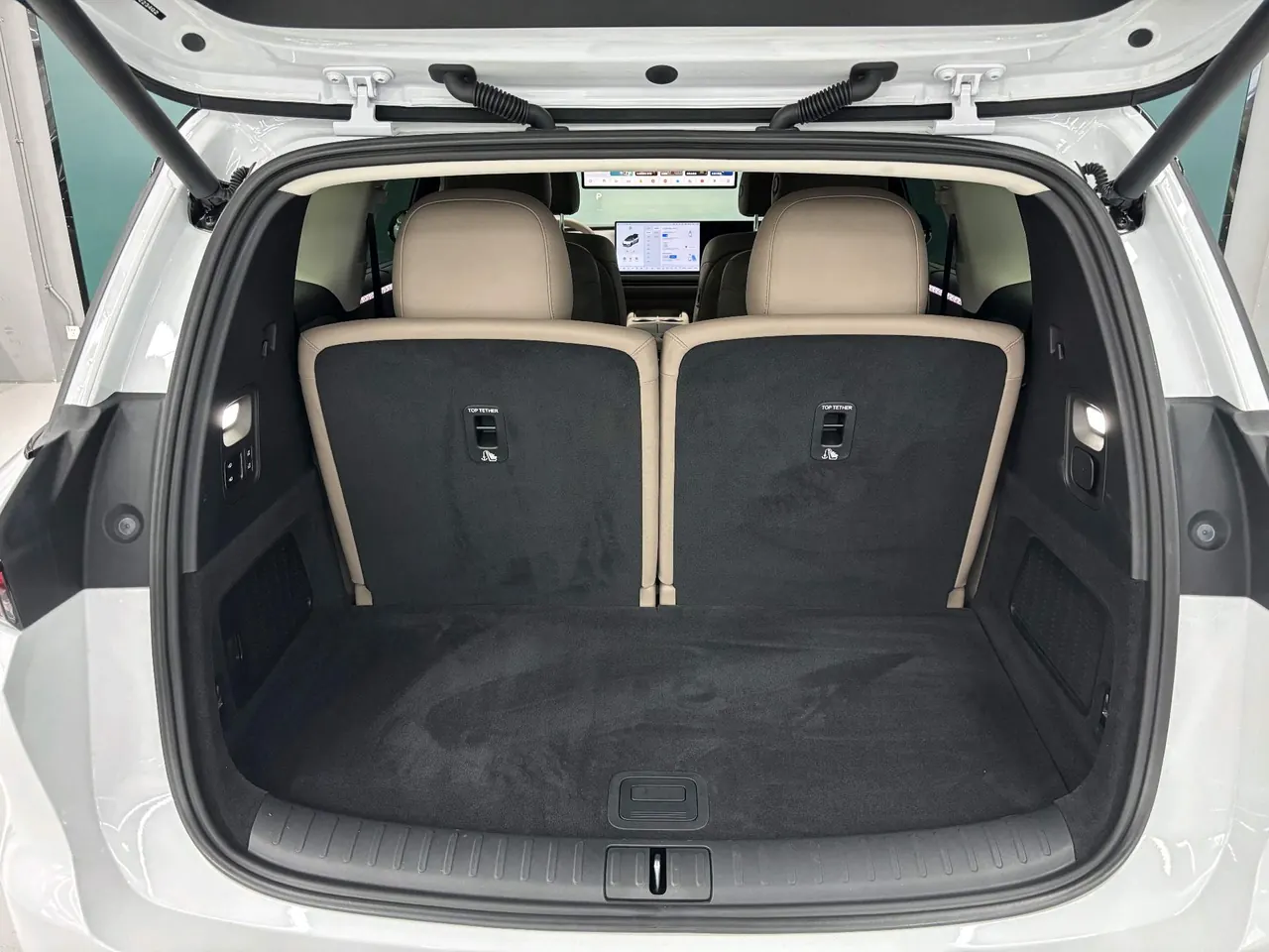 Li 2025 i8 Standard Edition Automatic Gear 13