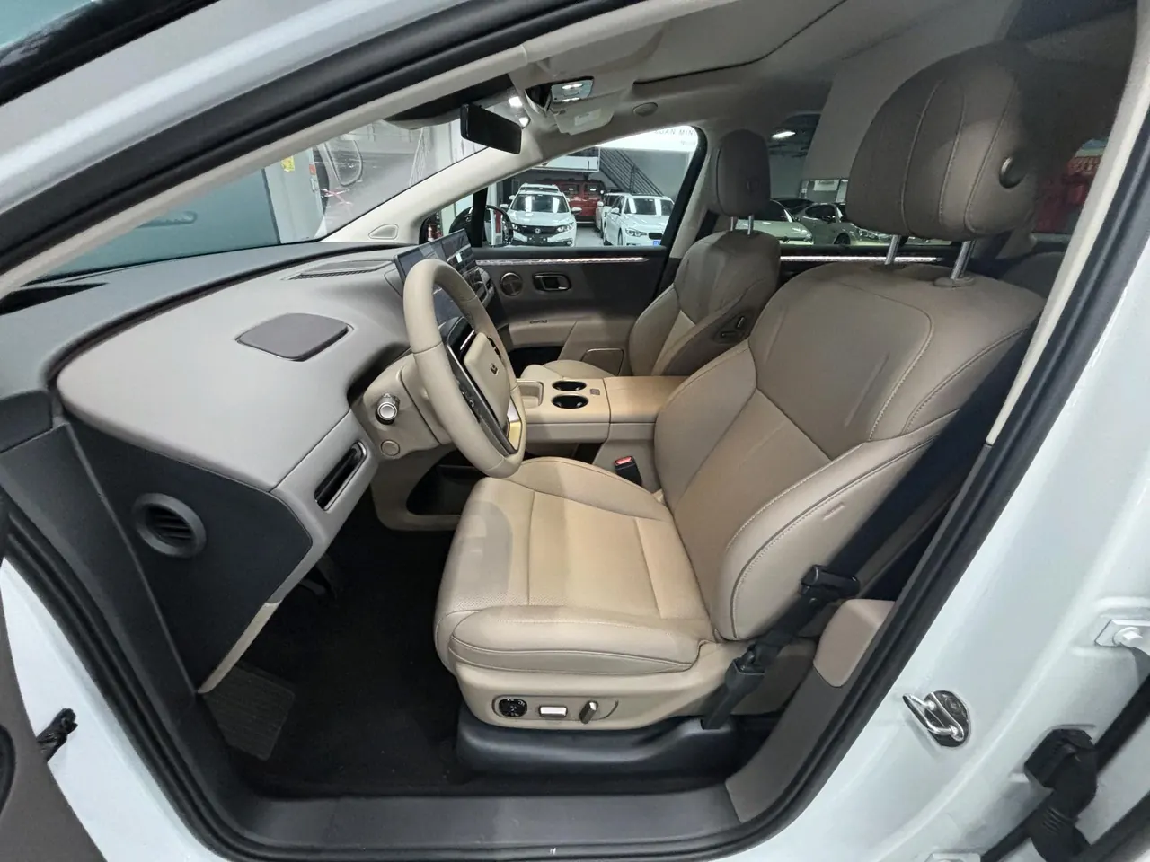 Li 2025 i8 Standard Edition Automatic Gear 7