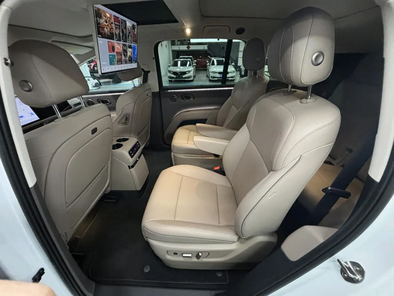 Li 2025 i8 Standard Edition Automatic Gear 9