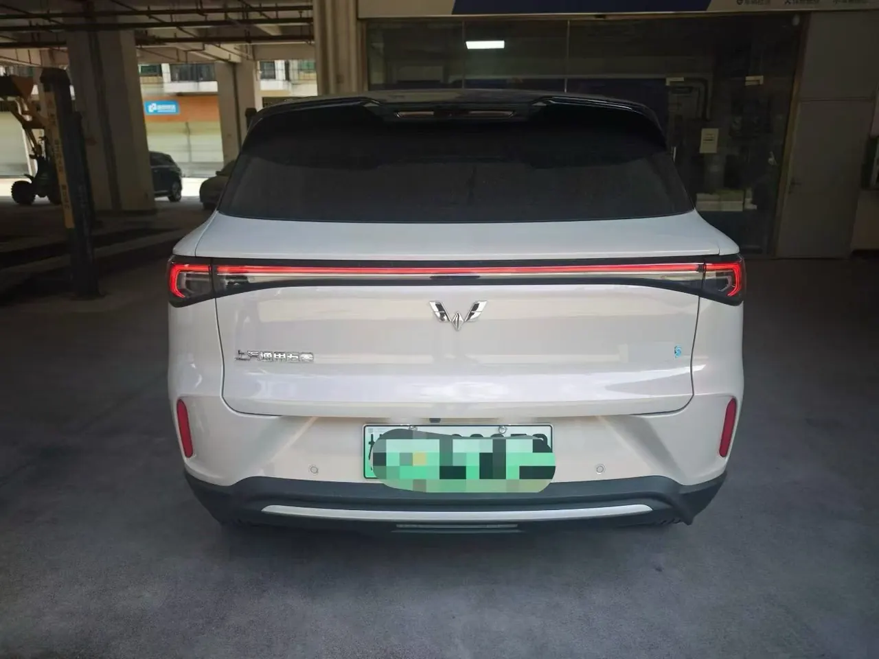 WuLing 2025 Plantronics S 430km Exclusive Automatic Transmission 8
