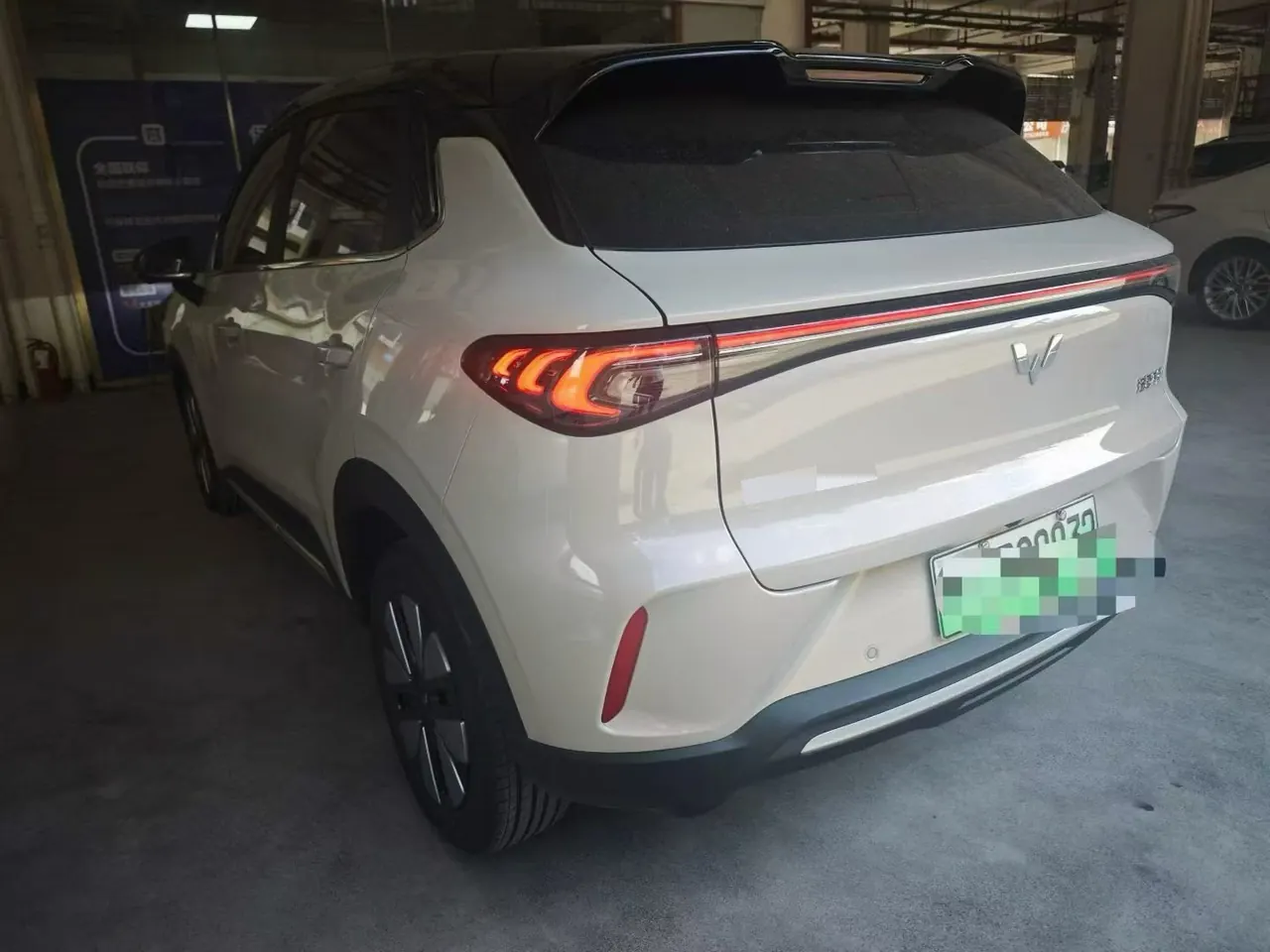 WuLing 2025 Plantronics S 430km Exclusive Automatic Transmission 9