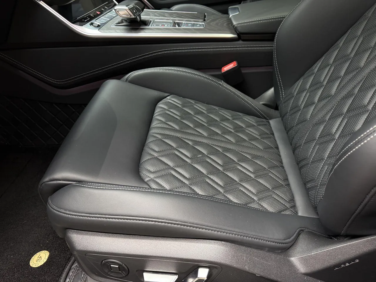 Audi 2025 A6L 48V 3.0TFSI 55TFSI Quattro Enjoy Dynamic (Modified) Automatic Gear 6