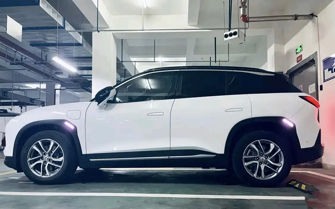NIO 2022 ES 6 100kWh Sports Edition Automatic Gear 5