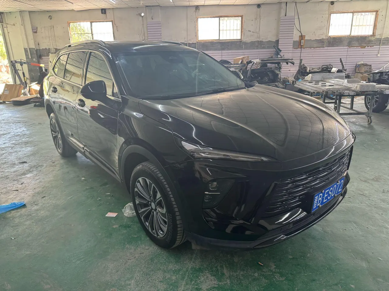 Buick 2025 Angkewei Plus 2.0T 28T 4-wheel drive platinum version automatic gear 2