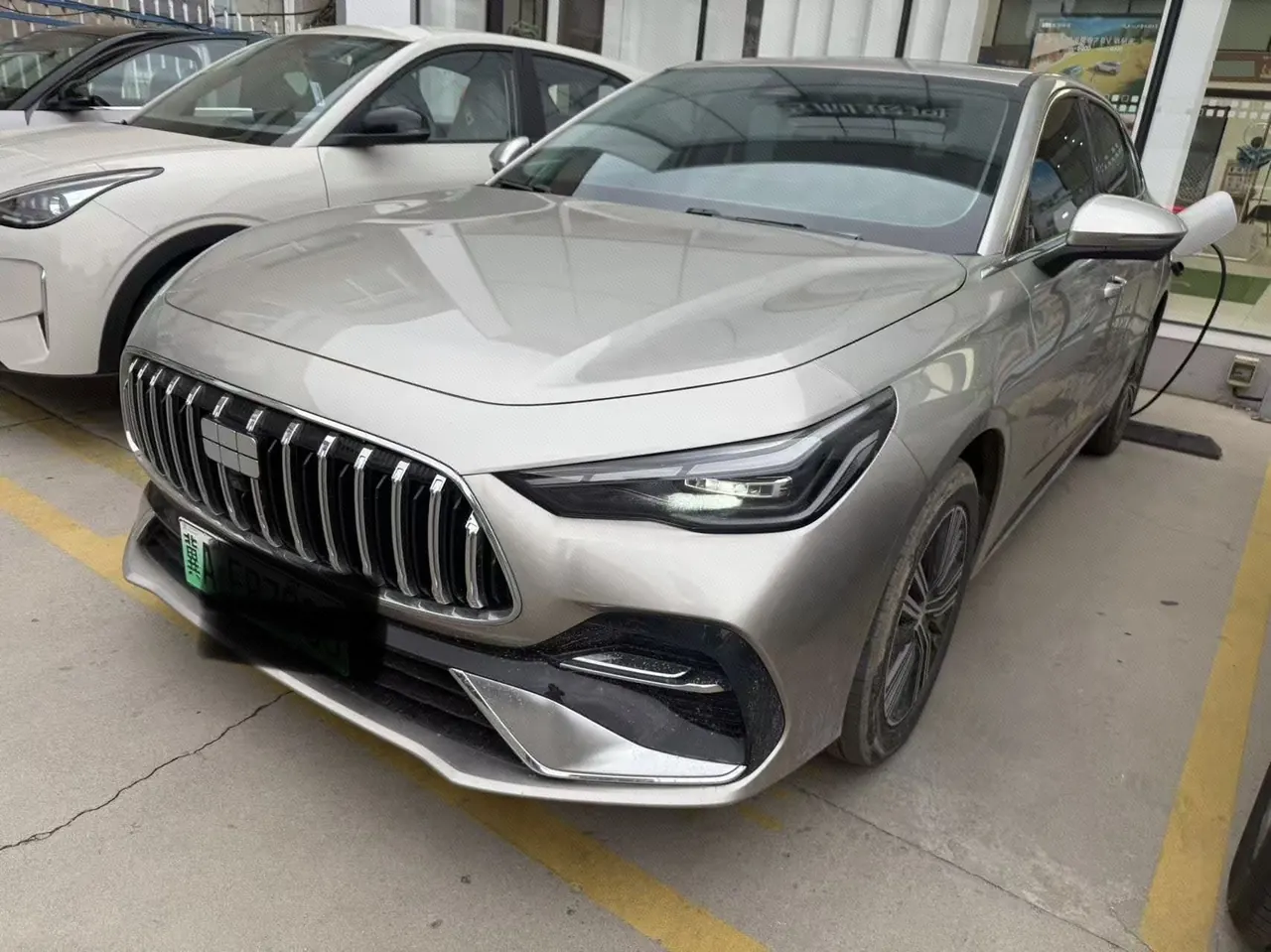 Geely Galaxy 2025 xingyao 6 EM-i 1.5 125km exploration version automatic gear - View 1