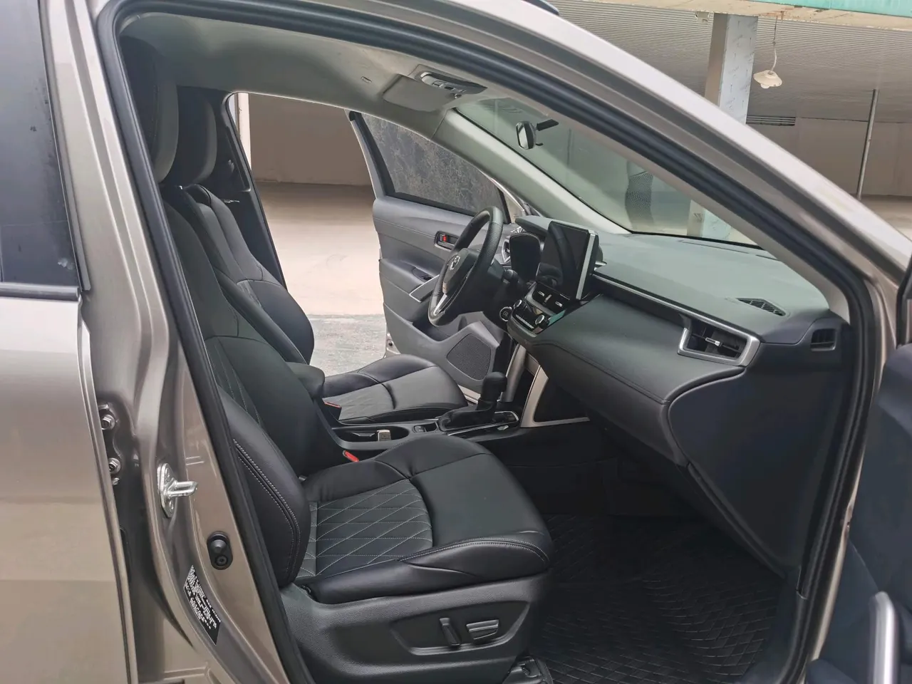Toyota 2022 Front Landa 2.0 Stepless Elite Edition Automatic Gear 10