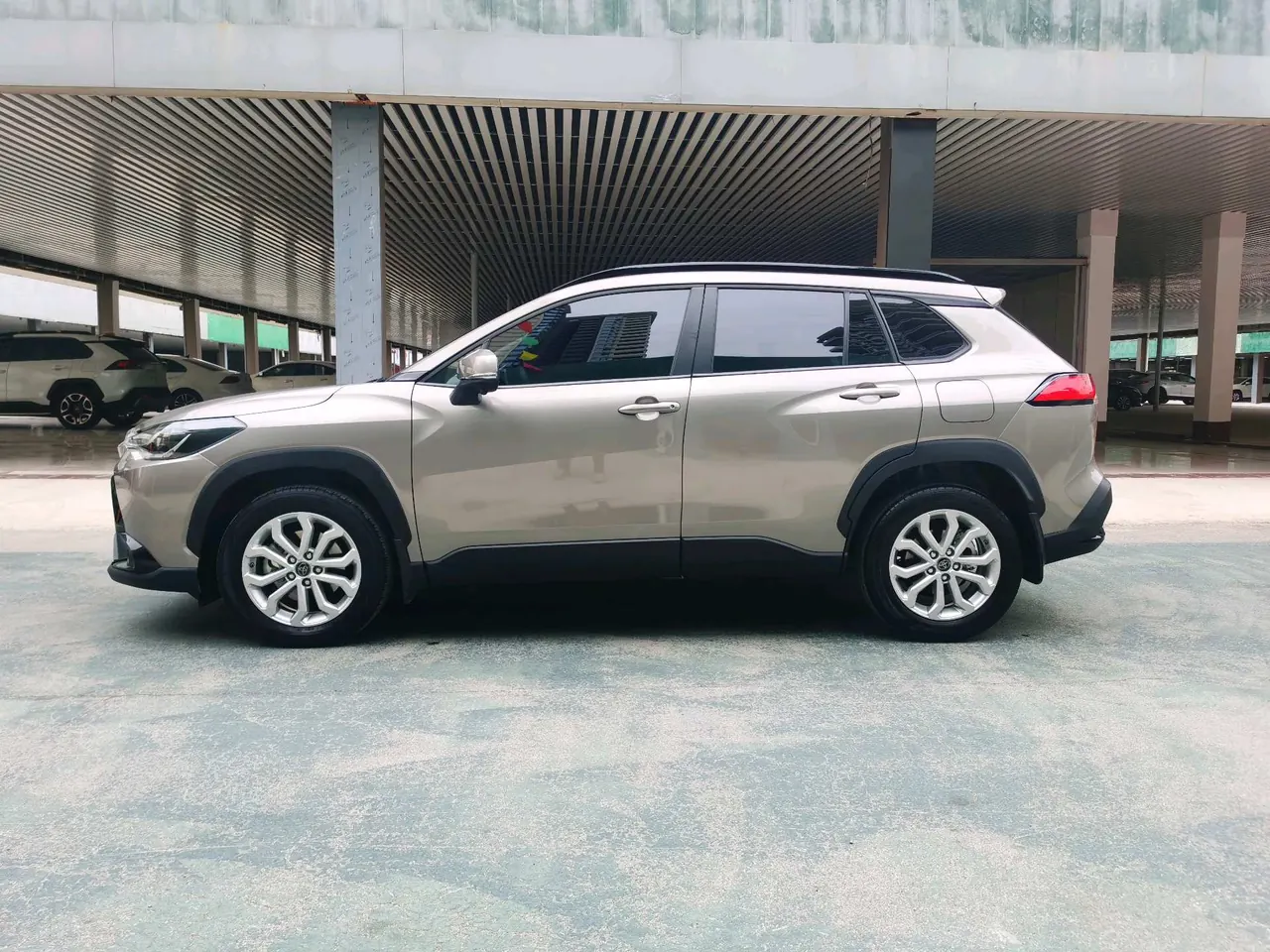 Toyota 2022 Front Landa 2.0 Stepless Elite Edition Automatic Gear 3