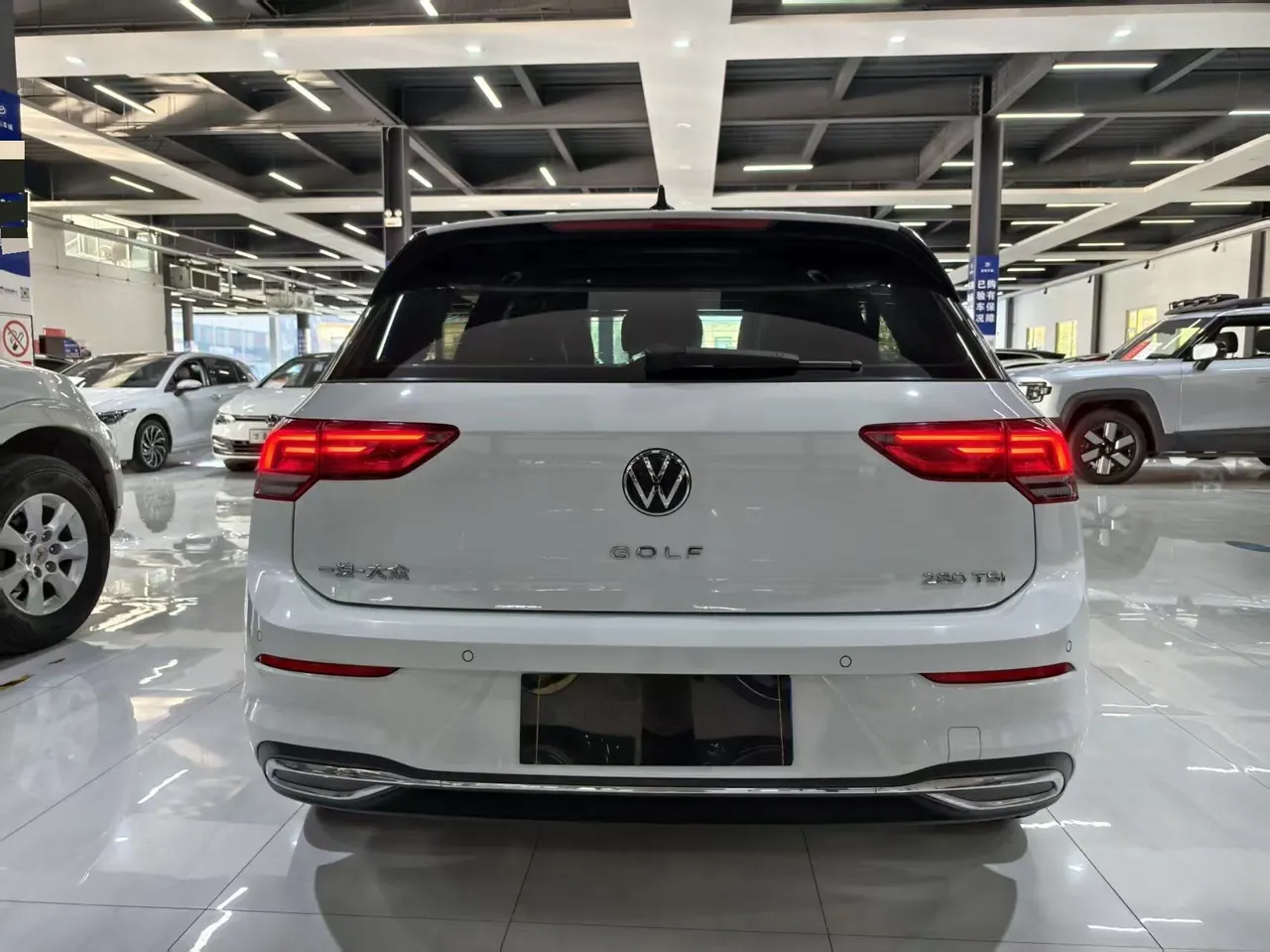 Volkswagen 2021 Golf 8 PRO 1.4TSI 280TSI Automatic 8