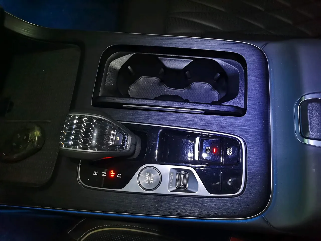 Chuanqi 2022 GS8 2.0TGDI Two-Drive Deluxe Zhilian Edition Seven-seat Automatic Gear 4