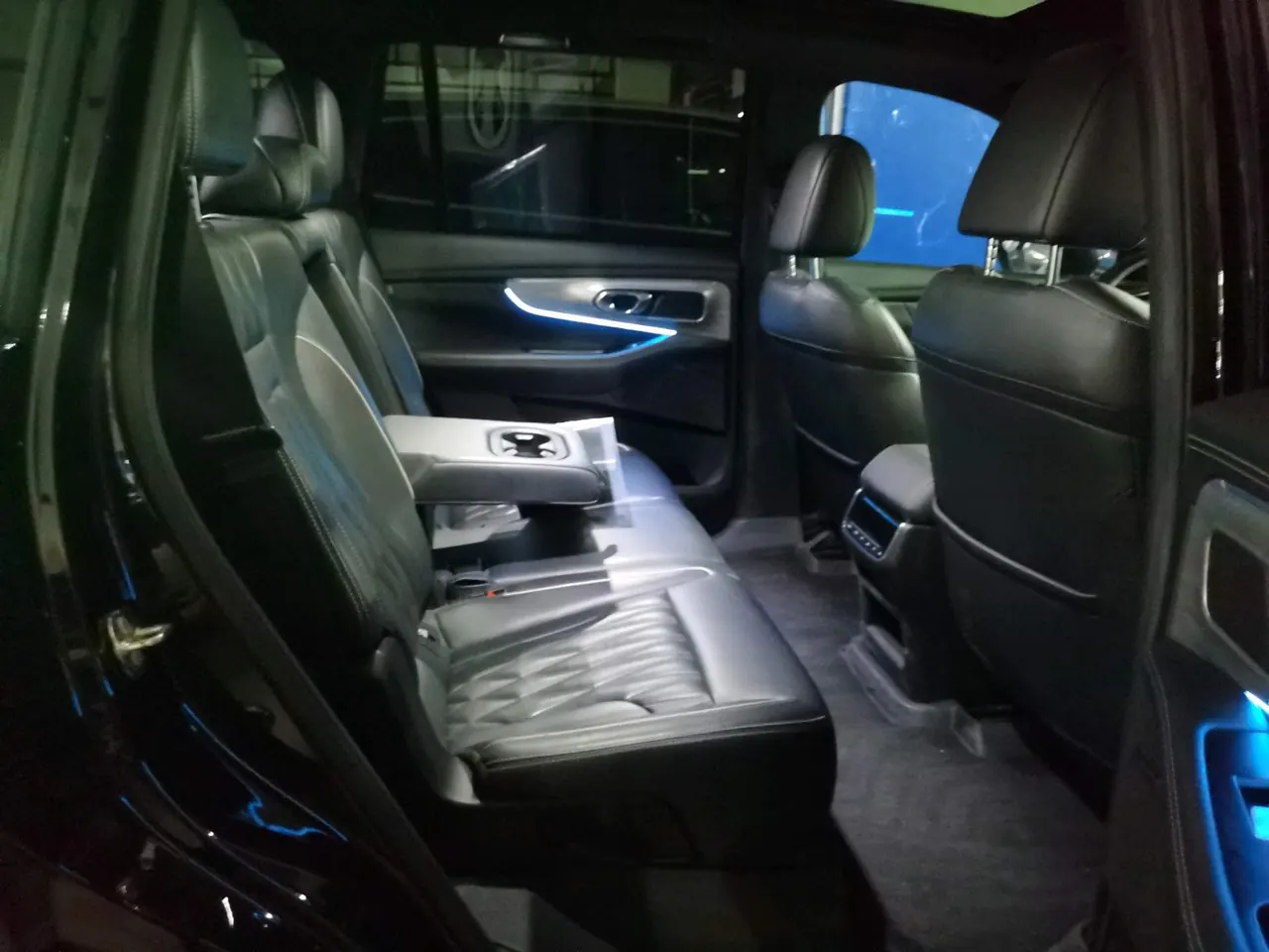 Chuanqi 2022 GS8 2.0TGDI Two-Drive Deluxe Zhilian Edition Seven-seat Automatic Gear 6