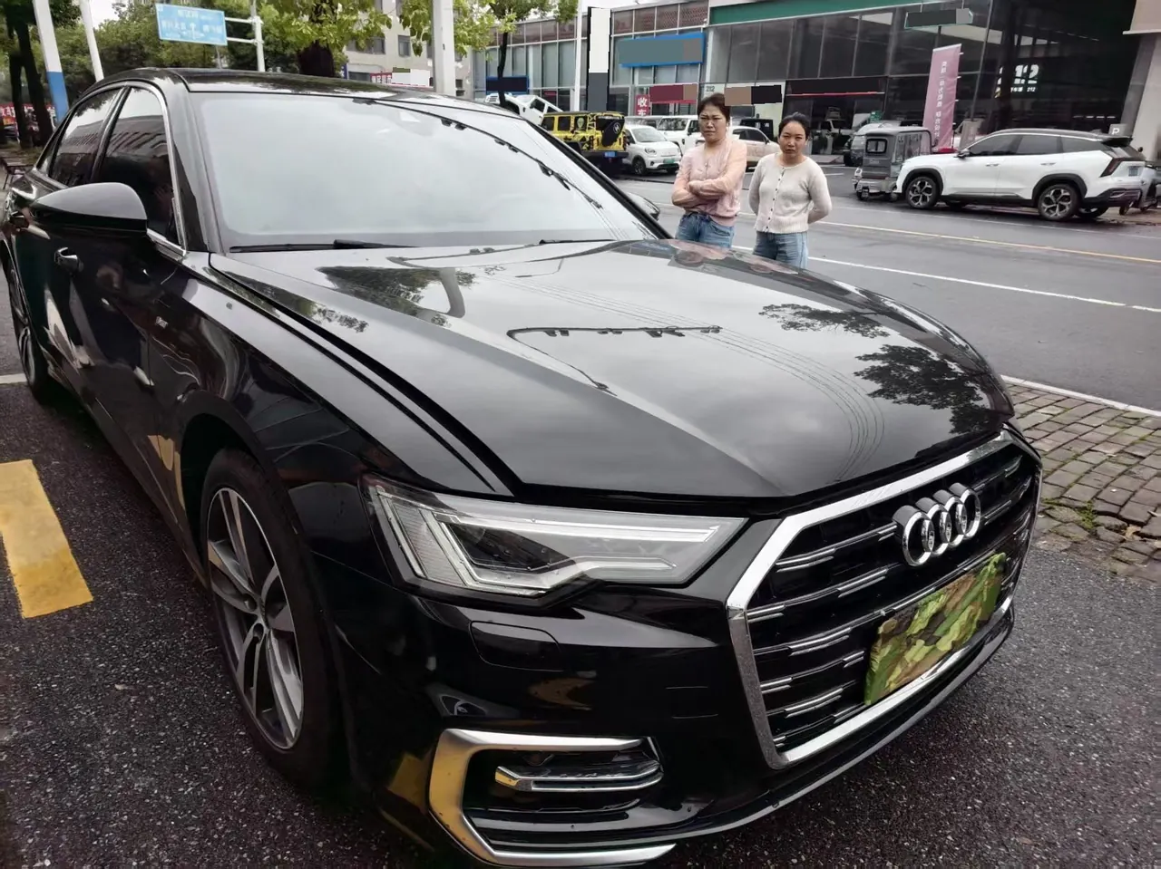 Audi 2025 A6L 2.0TFSI 40TFSI Deluxe Dynamic Automatic 2