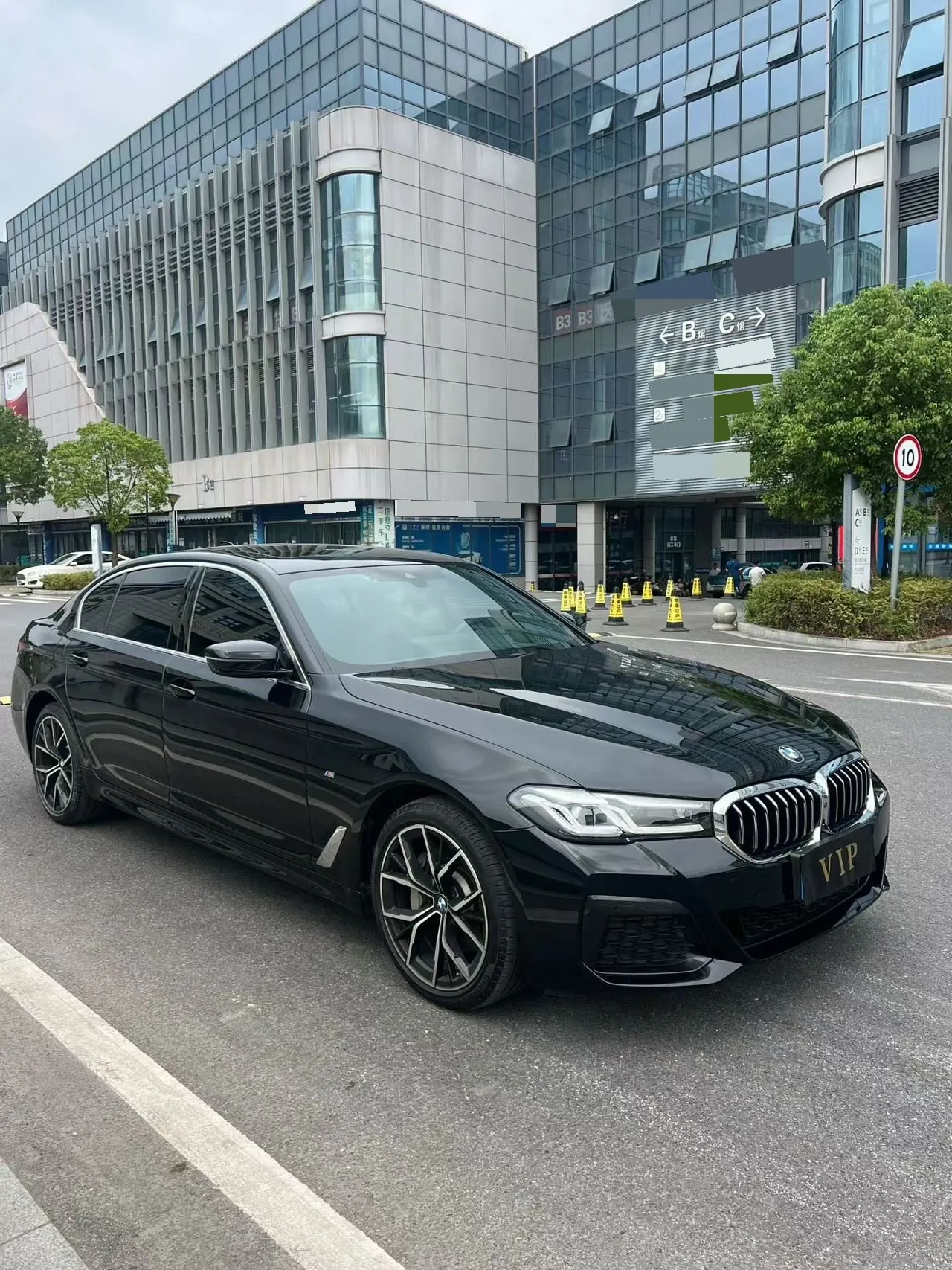 BMW 5 Series 2021 530Li 2.0T Exclusive M Sports Suit Automatic Gear 3