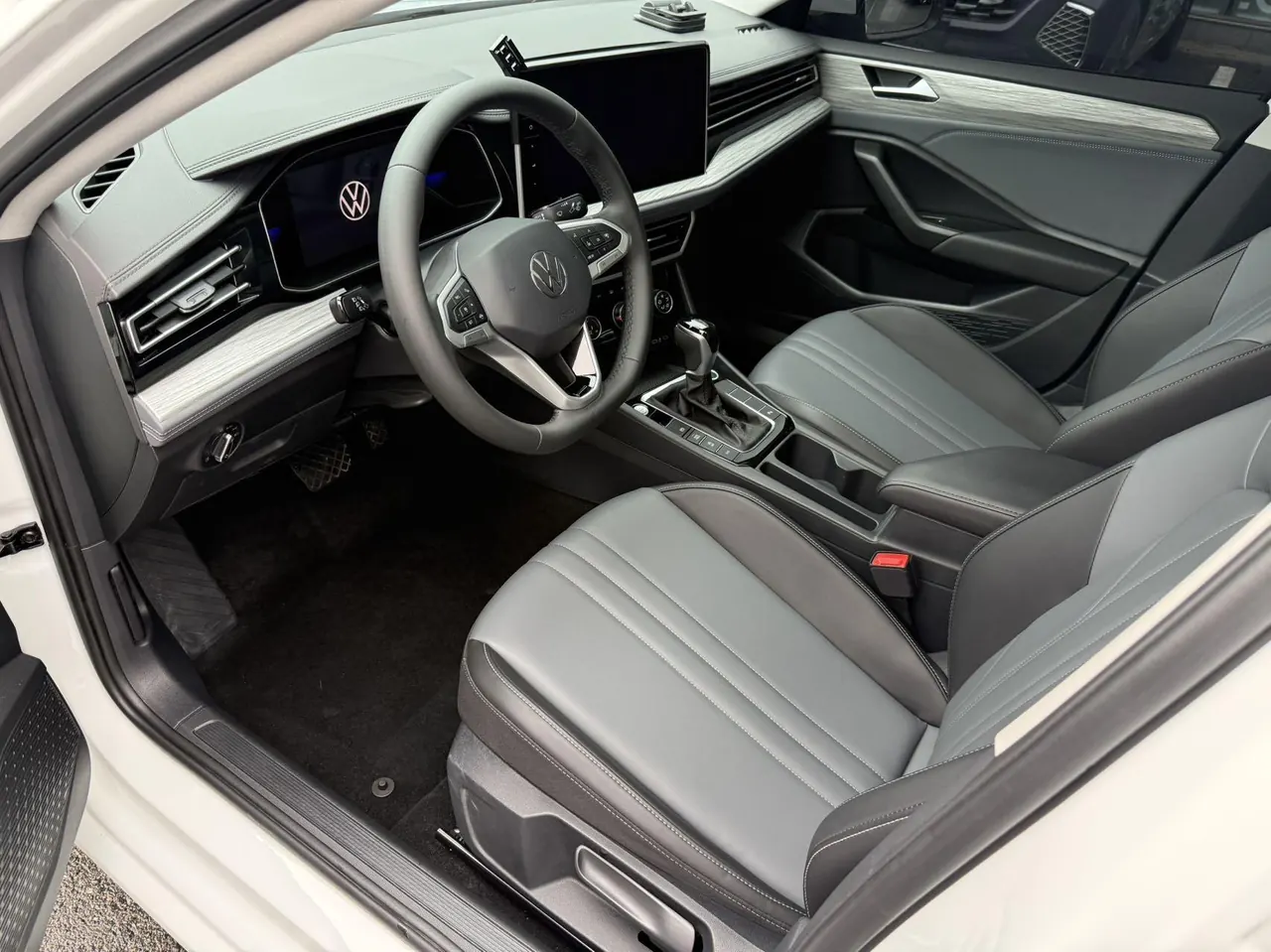 Volkswagen 2025 Sagittarius 1.5TSI 300TSI Exceed Edition (Modified) Automatic Gear 7