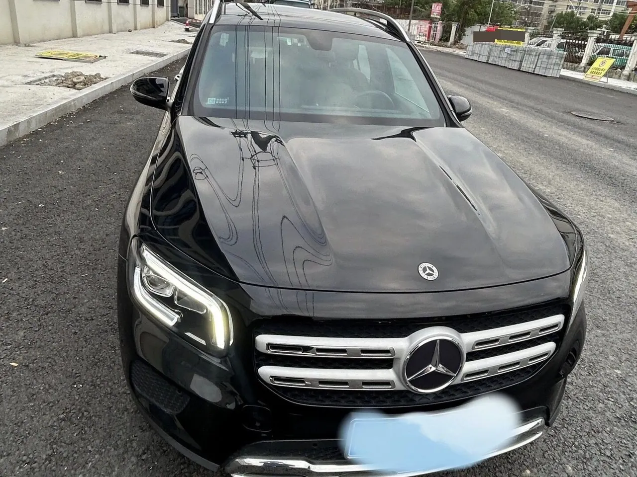 Mercedes Benz 2022 GLB 220 2.0T Dynamic Automatic 3