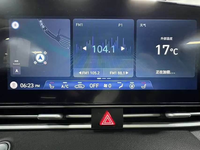 Hyundai 2022 Elantra -3-compartment 1.5 stepless LUX premium automatic gear 19