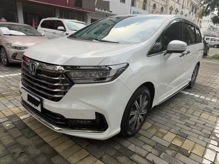 Открыть галерею: Honda 2024 Odyssey Hybrid 2.0 Stepless Sharp and Pleasant Edition Automatic Gear