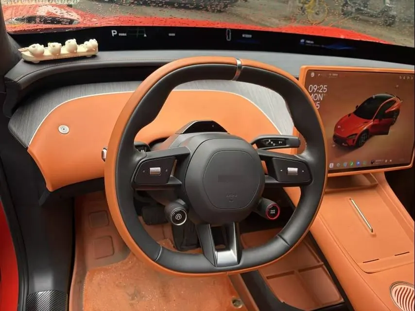 MI 2025 YU7 Long Endurance High Performance Four-wheel Drive Max Edition Automatic Gear 3