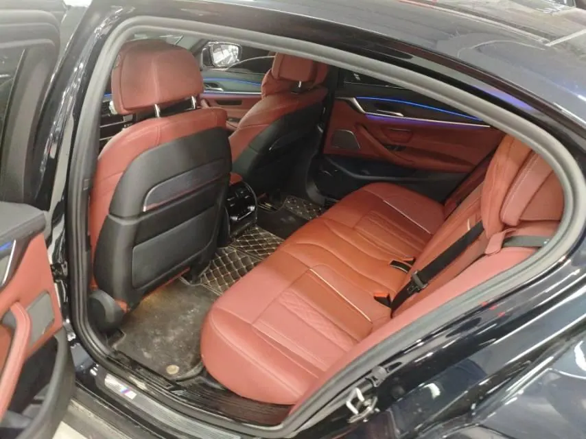 BMW 5 Series 2022 530Li 2.0T Exclusive M Sports Suit (Modified) Automatic Gear 4