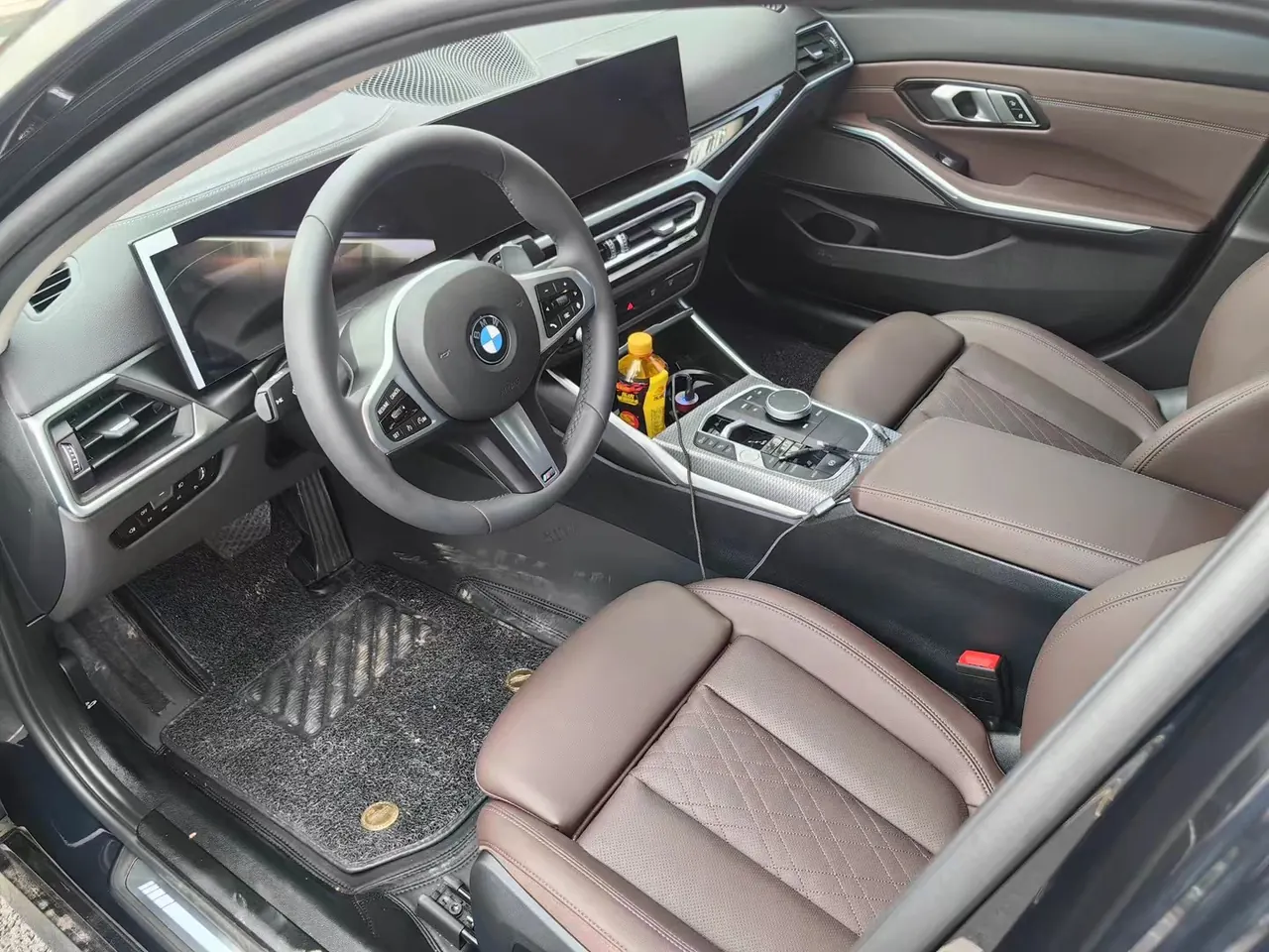 BMW 3 Series 2024 325Li 2.0T M Sports Obsidian Night Suit Automatic Gear 3