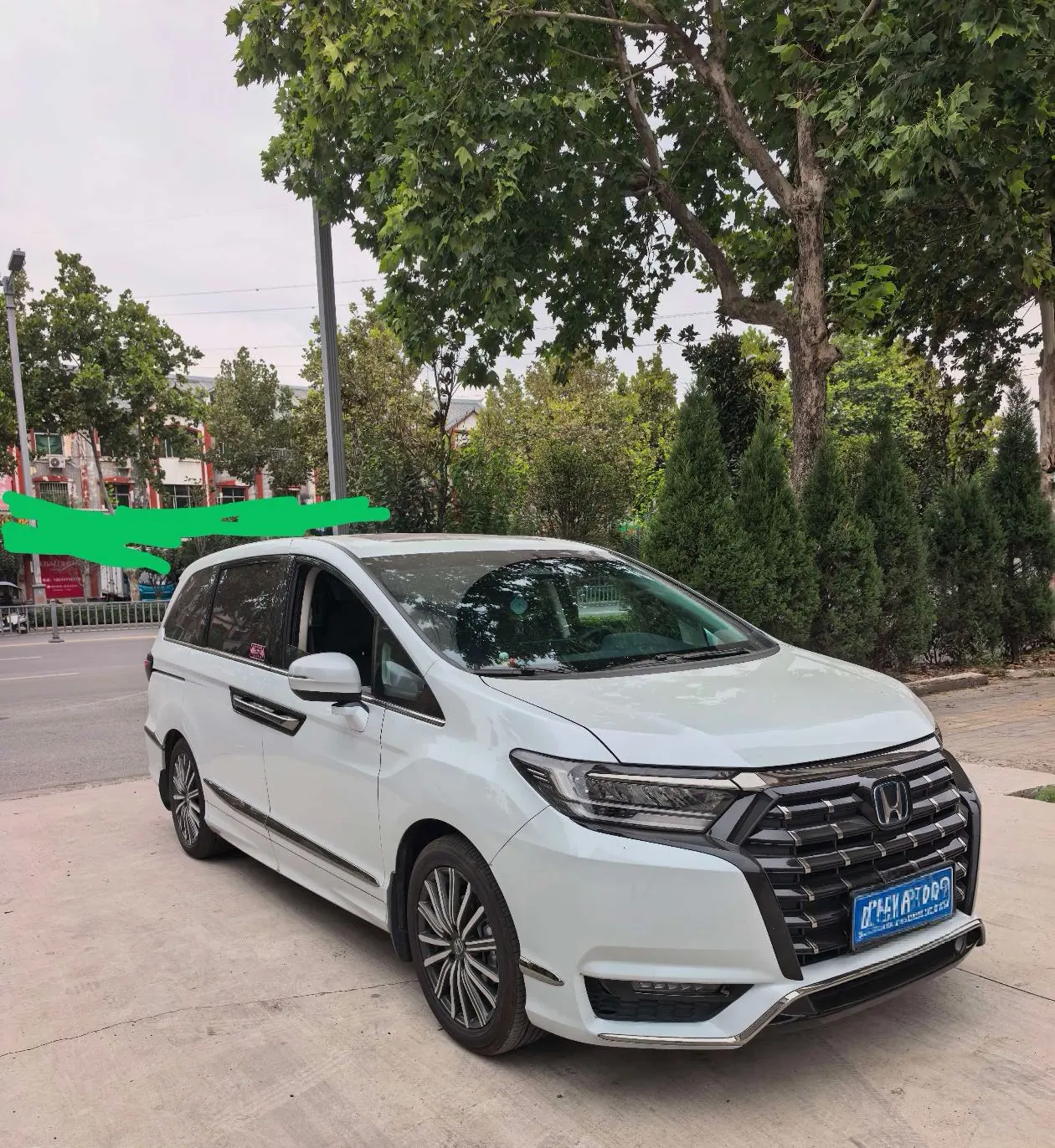 Honda 2024 Alishen e:HEV 2.0 Stepless Deluxe Automatic Gear 2