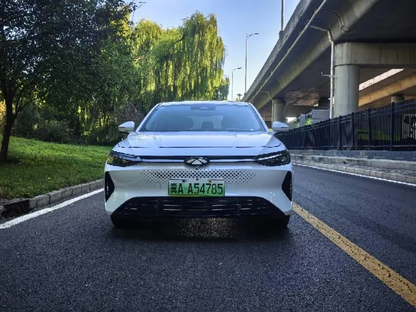 Chery 2024 Fengyun A8 1.5T 127 Wind Control Edition Automatic Gear 2