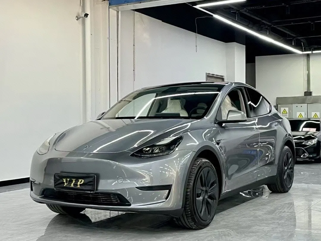 Открыть галерею: Tesla 2024 Model Y rear-wheel drive version automatic transmission