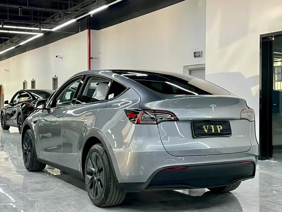 Tesla 2024 Model Y rear-wheel drive version automatic transmission 5
