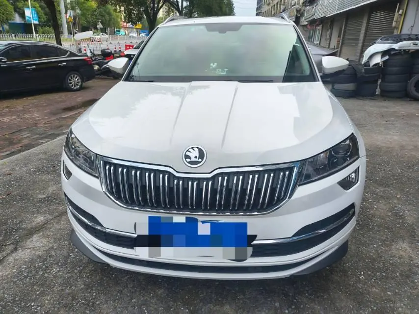 Skoda 2022 Keluoke 1.4TSI TSI280 Premium Edition Automatic Gear 2
