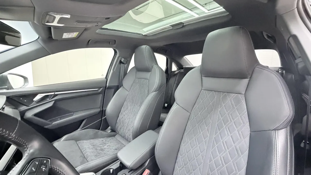Audi 2022 A3L Limousine 1.4TFSI 35TFSI Luxury Sport Automatic 8