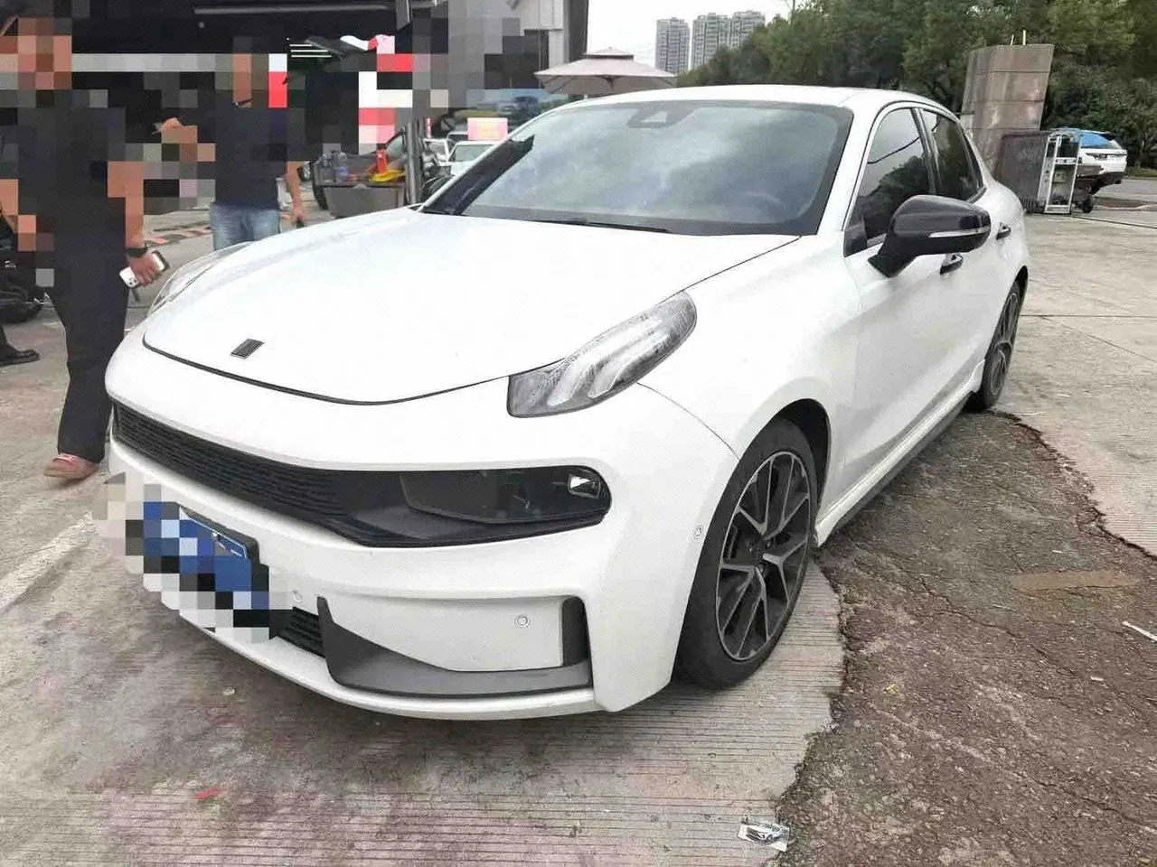 Открыть галерею: LYNK&CO 2022 LYNK&CO 03 1.5TD Jin Plus automatic gear